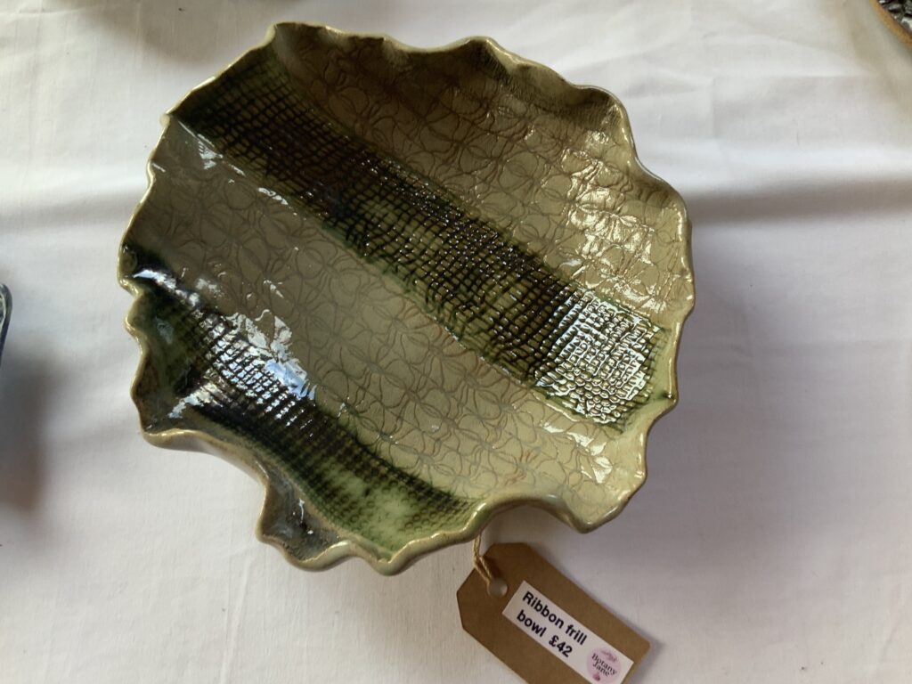 rippon frill